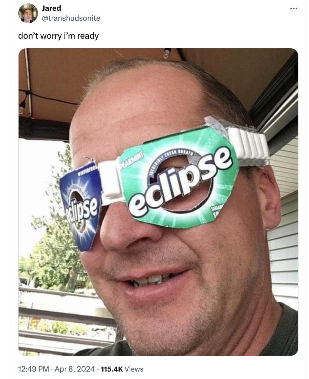 21 Memes and Reactions to the Solar Eclipse